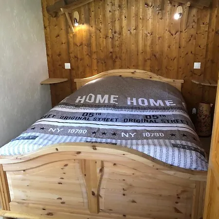 Princesse Jonquille Apartment